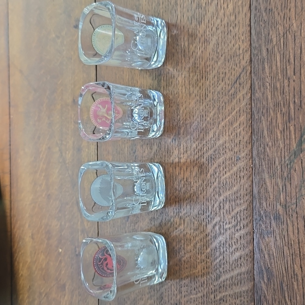 Game of Thrones HBO Shot Glass Set - GRRM - Lannister, Stark, Targaryen, Tyrell - Picture 2 of 2
